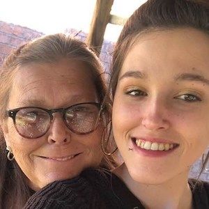 Meet your Posher, Teresa